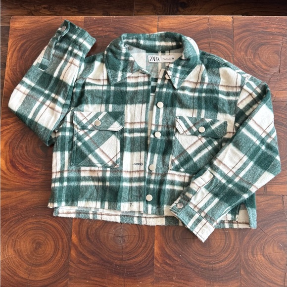 Plaid Shirt in Green and Cream - Picture 2 of 6